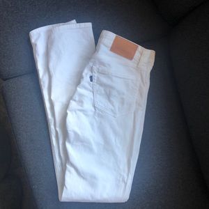 Levi’s Made & Crafted Tack Slim Men’s size 28x33 1/2 White Jeans EUC